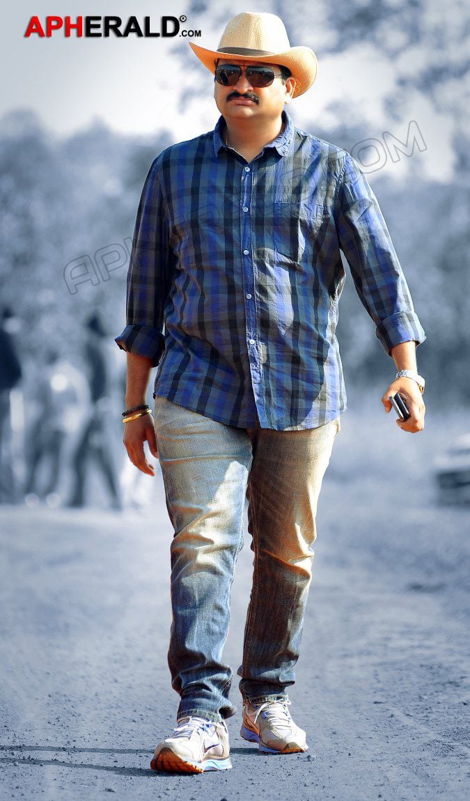 Iddarammayilatho Movie Working Stills
