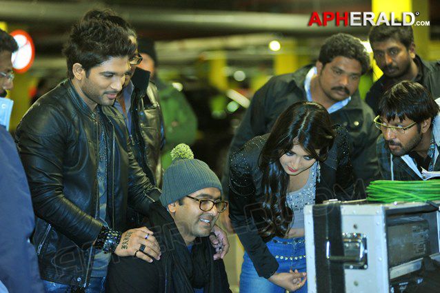 Iddarammayilatho Movie Working Stills