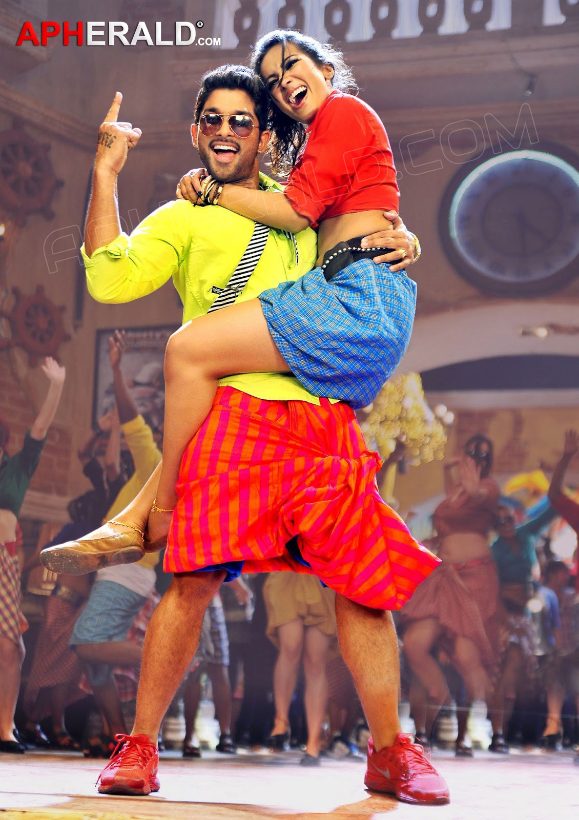 Iddarammayilatho Top Lesi Poddi Stills