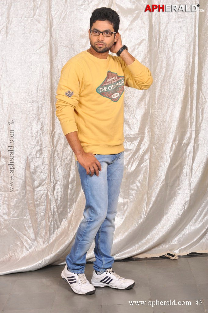 Iddarilo Modalaindi Movie Stills