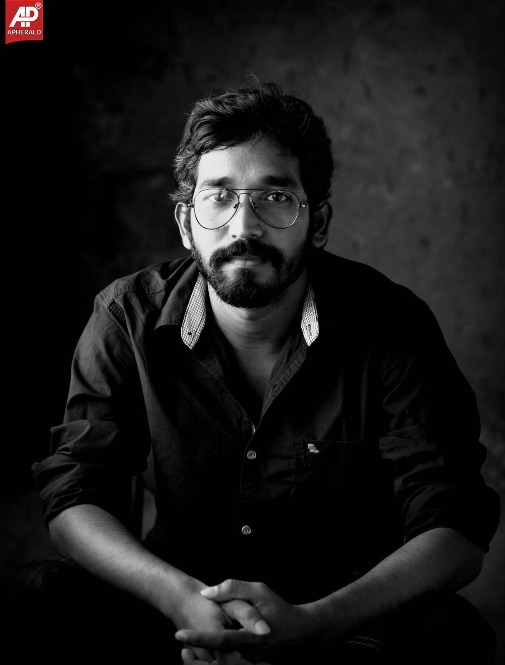 Idi Modalu Wallpapers