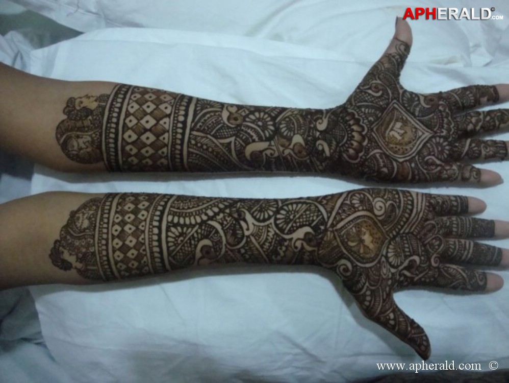  Indian Mehndi design Photos 1