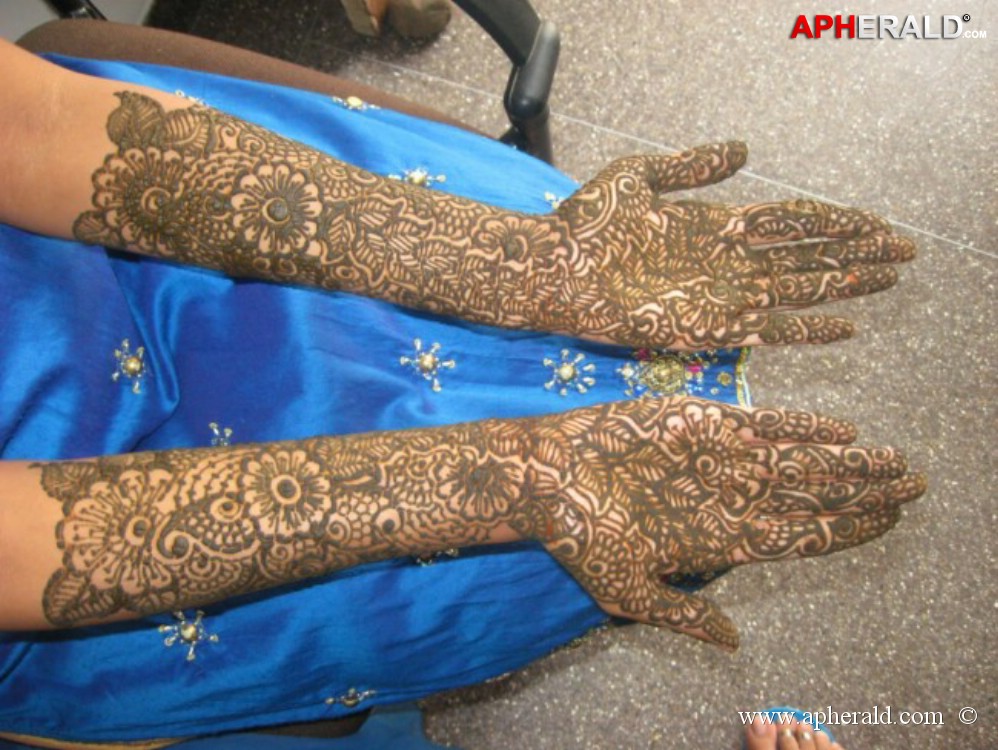  Indian Mehndi design Photos 1