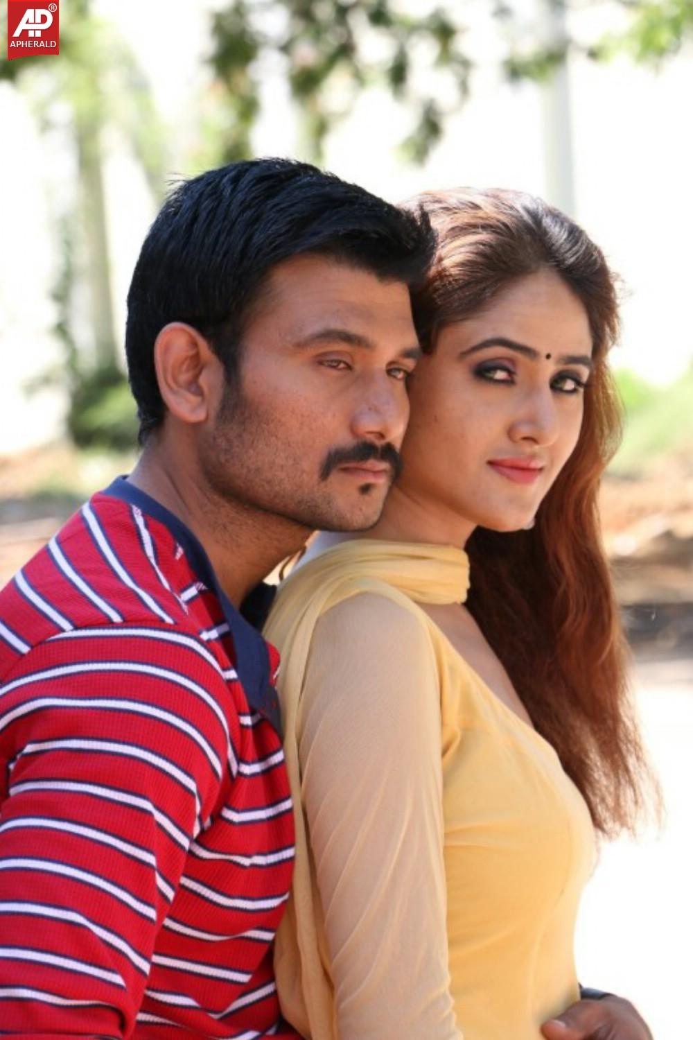 Inji Marappa Movie Latest Hot Stills