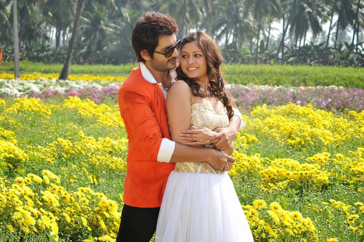 Intelligent Idiots Movie Latest Stills