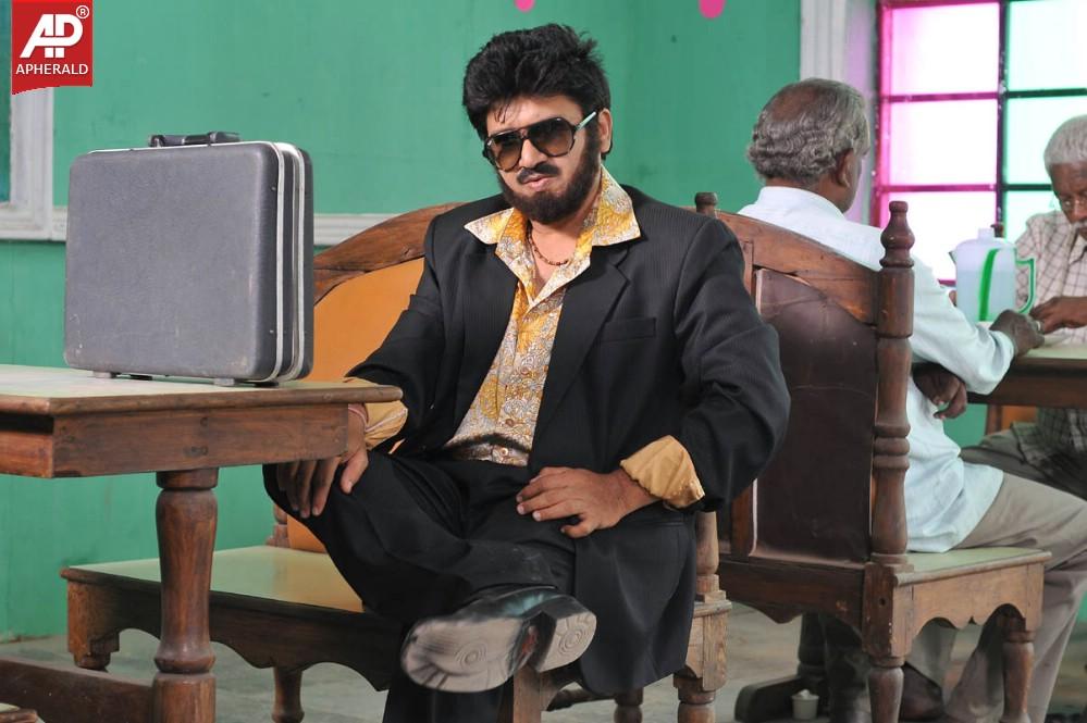 Intelligent Idiots Movie New Stills