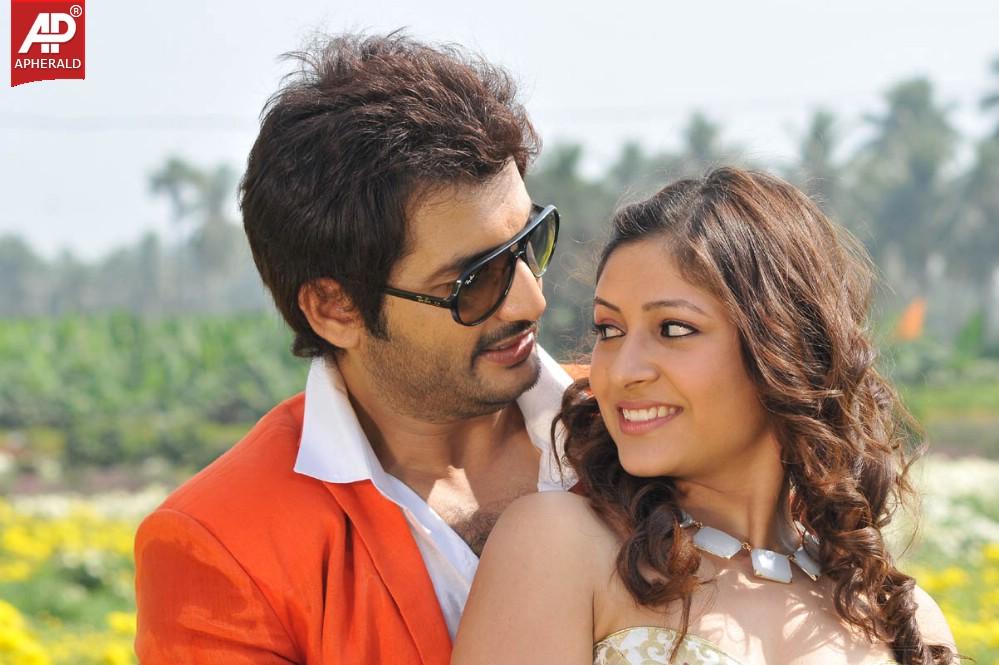 Intelligent Idiots Movie New Stills