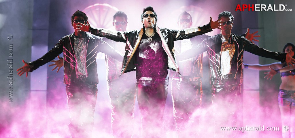 Intinta Annamayya Movie Latest Stills