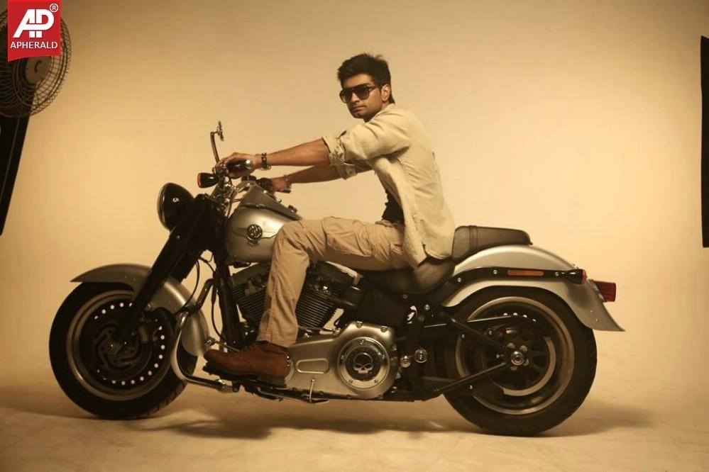 Irumbu Kuthirai Movie Latest Photo Gallery