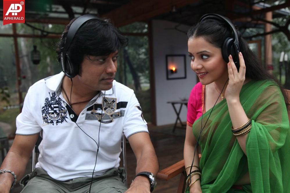 Isai Movie Spicy Stills