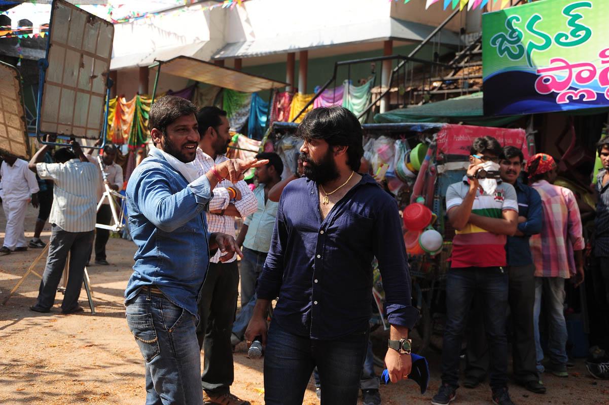 jaganntakam workig stills