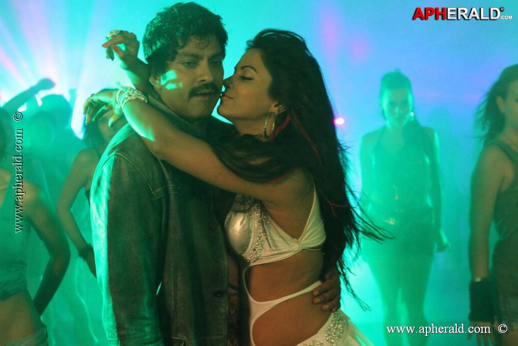 Jagathjentri Movie Hot Stills