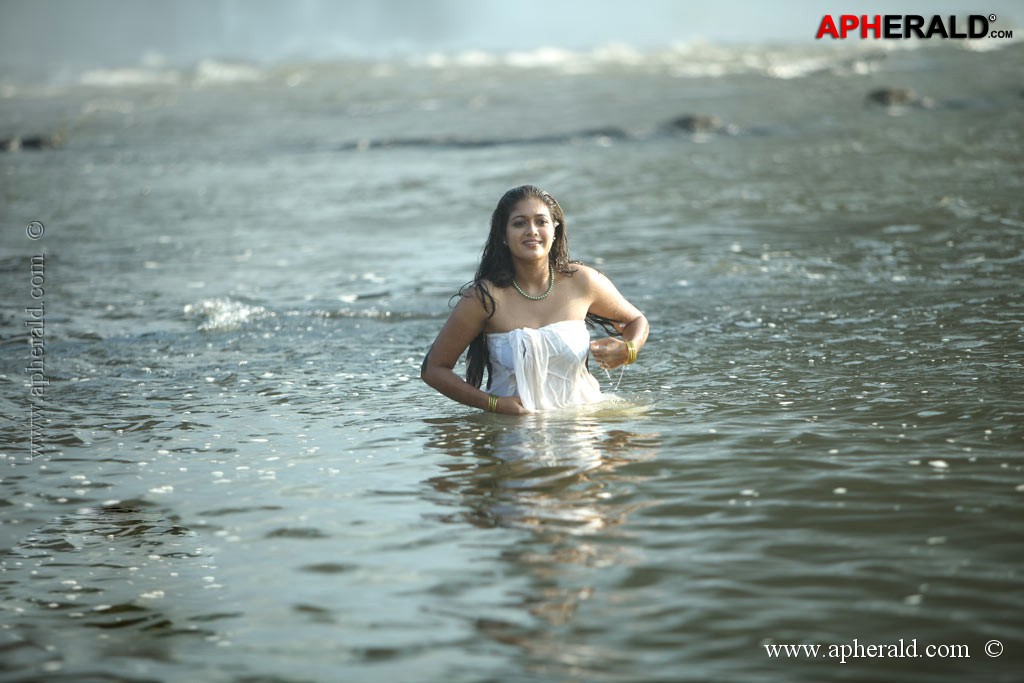 Jakkamma Tamil Movie Hot Stills