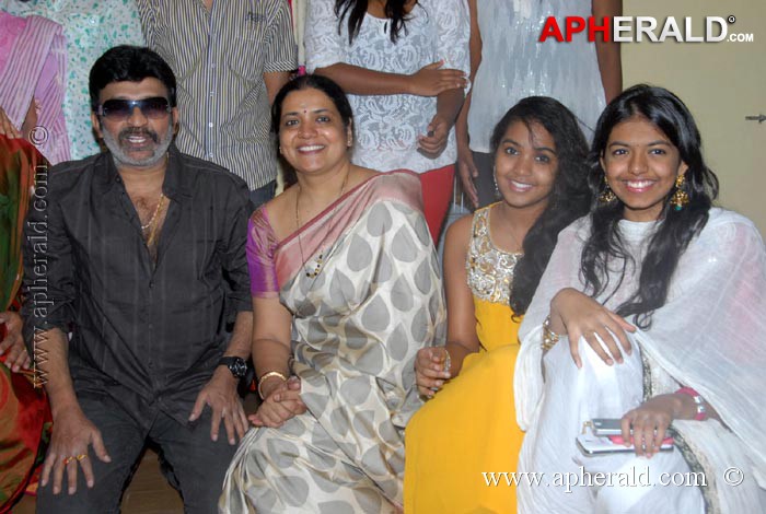 Jeevitha Rajsekhar Family Pics