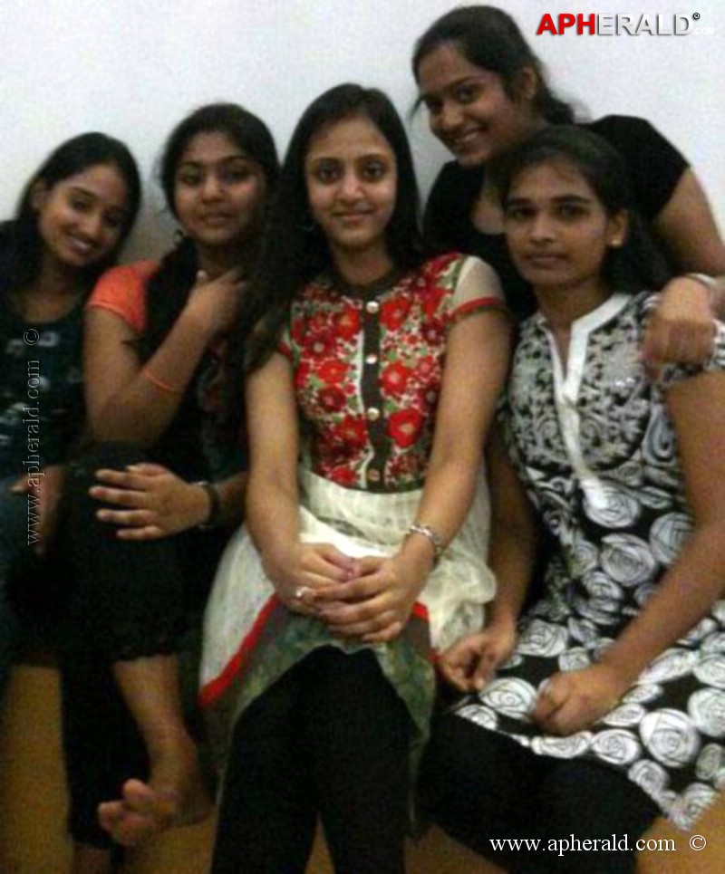 jr ntr wife lakshmi pranathi unseen pics