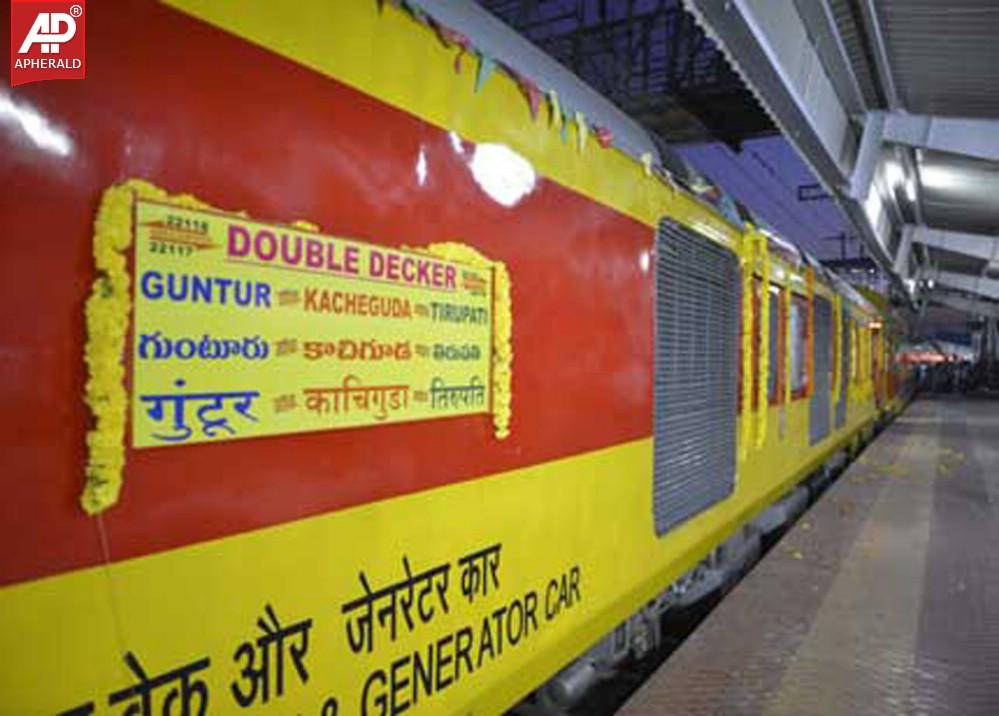 Kachiguda-Guntur Double Decker Train Photos