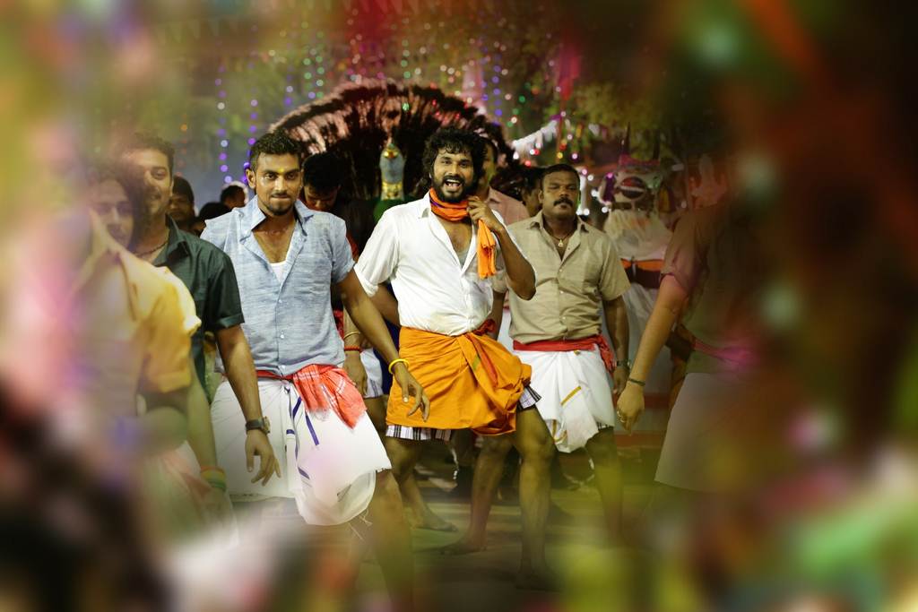 Kalavu Thozhirchalai Movie Stills