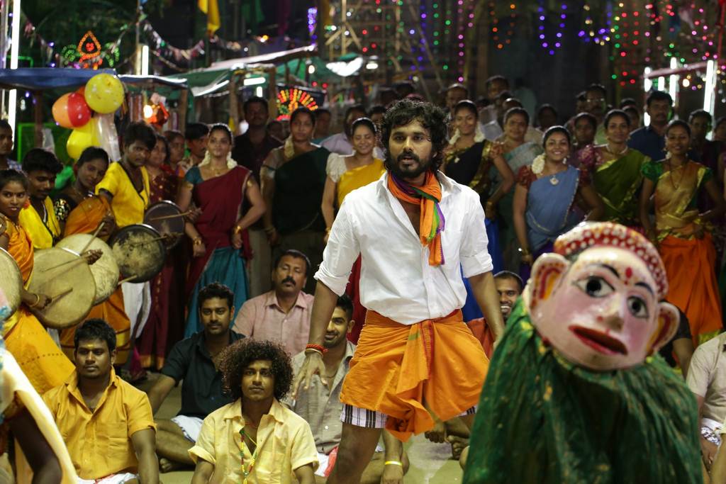 Kalavu Thozhirchalai Movie Stills