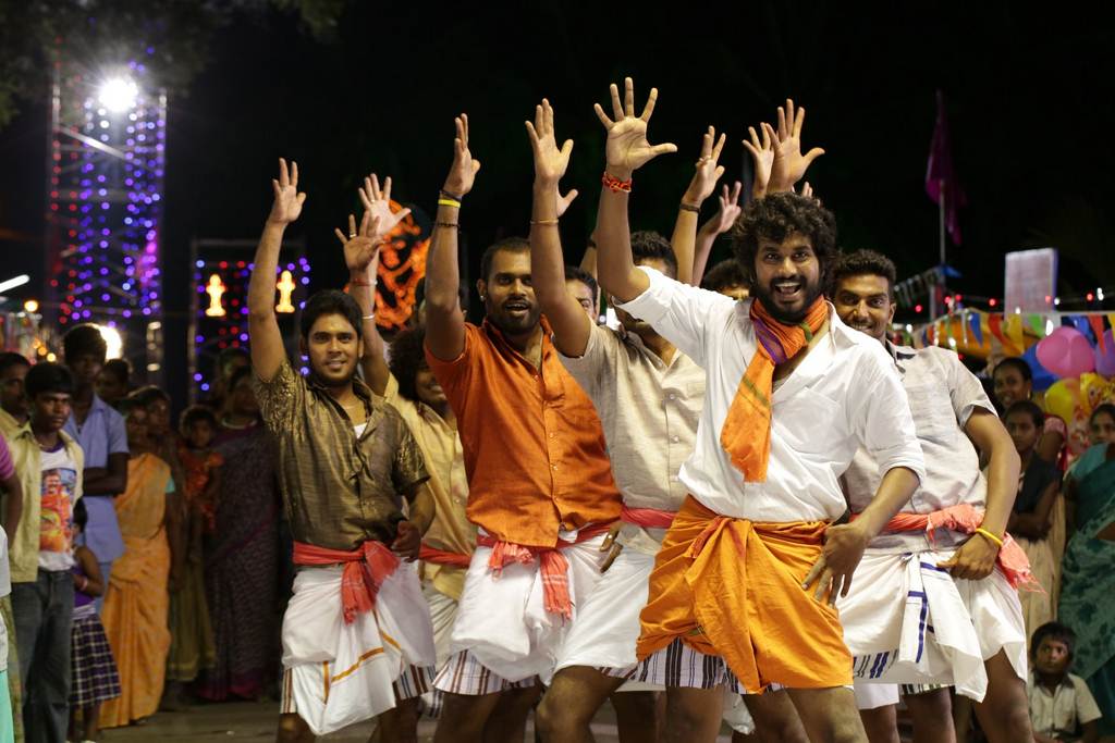 Kalavu Thozhirchalai Movie Stills
