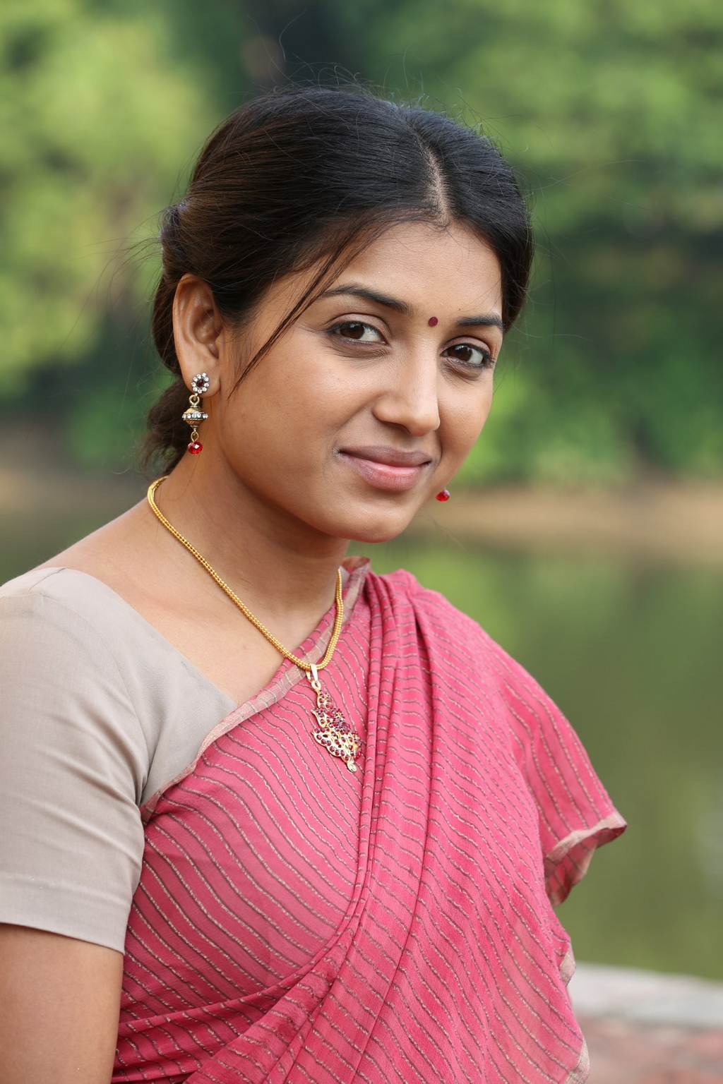 Kalavu Thozhirchalai Movie Stills