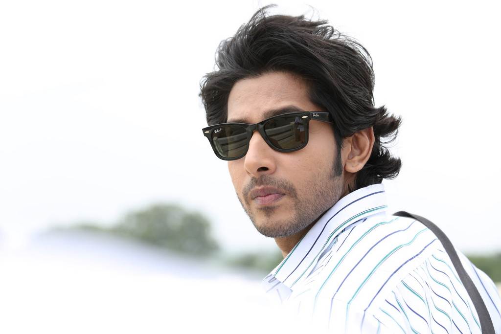 Kalavu Thozhirchalai Movie Stills