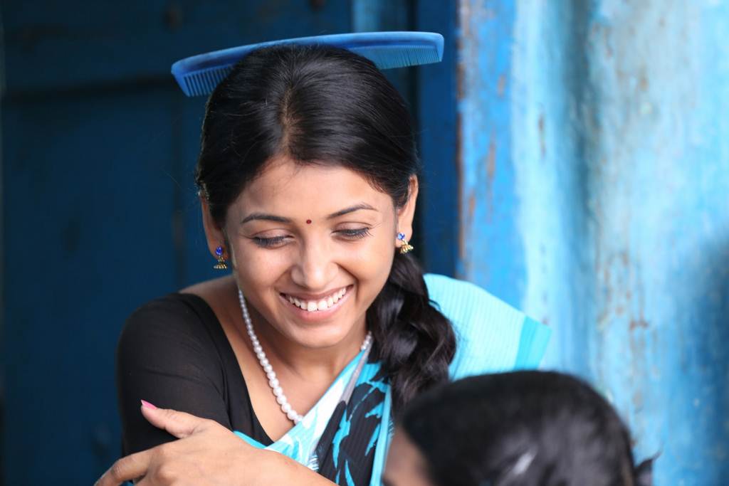 Kalavu Thozhirchalai Movie Stills