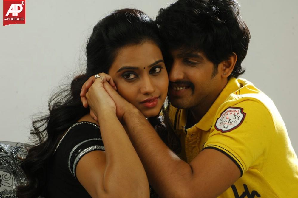 Kalkandu Tamil Movie Latest Stills