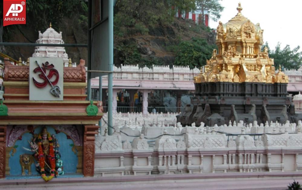 Kanaka Durga Temple Photos