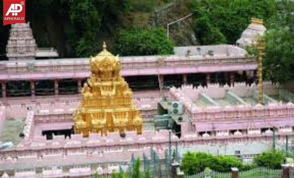 Kanaka Durga Temple Photos