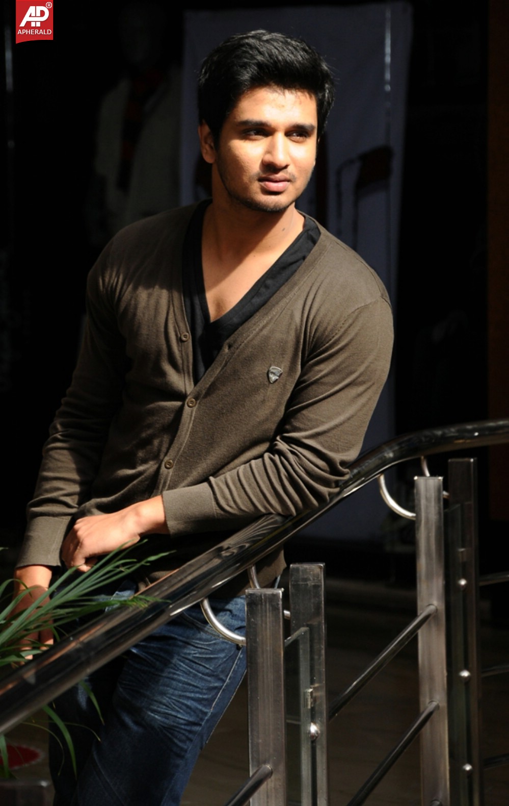 karthikeya latest stills