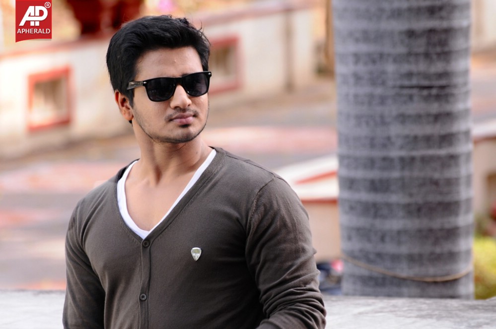 karthikeya latest stills