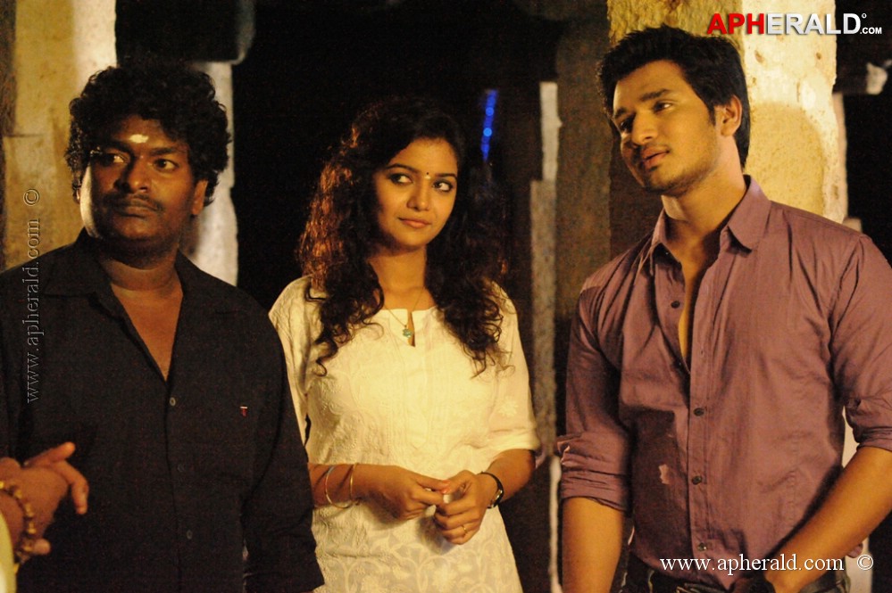 Karthikeya Movie Latest Images