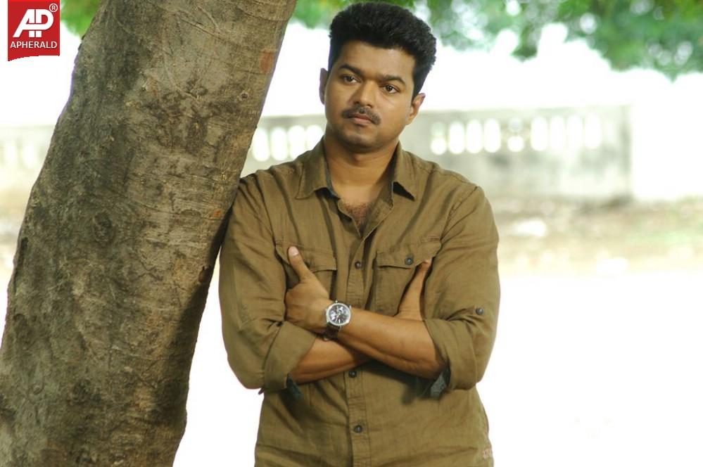 Kaththi Movie Latest Working Stills