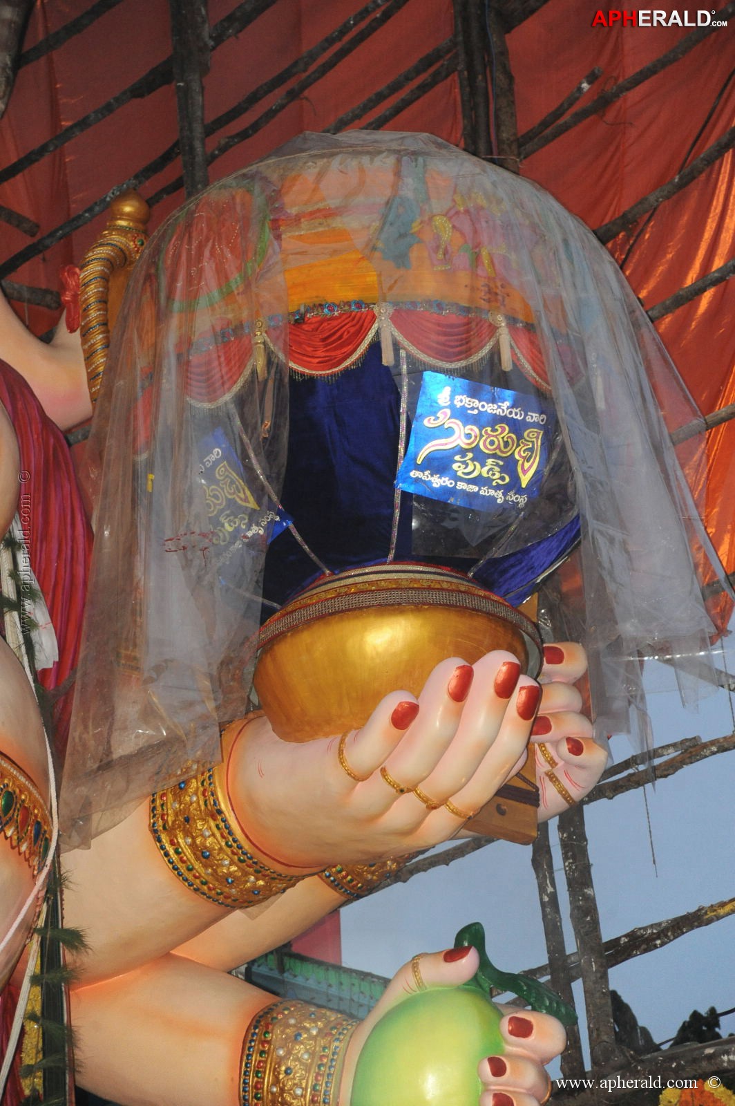 khairatabad ganesh idol 2013
