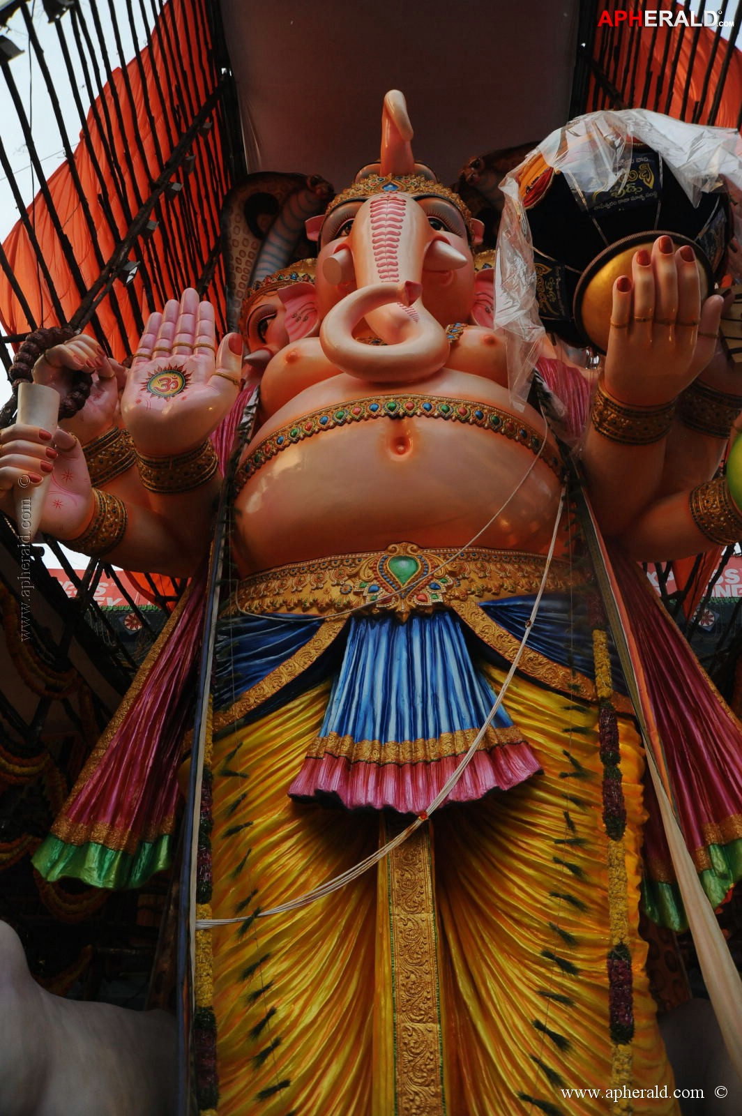 khairatabad ganesh idol 2013