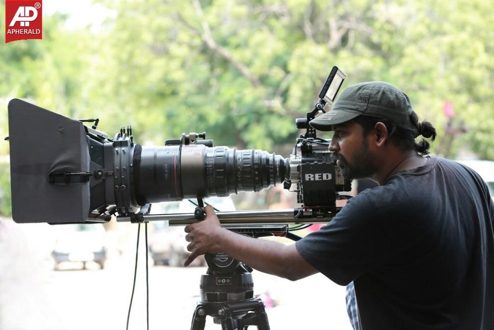 Kotha Janta Movie Making Stills