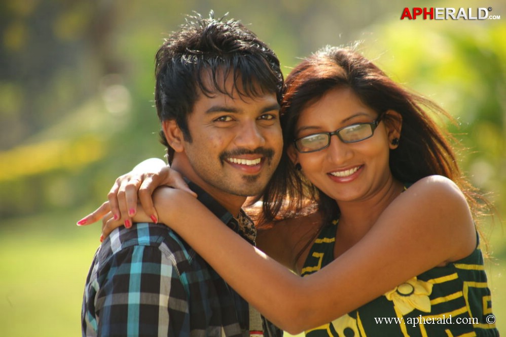 Kothoka Vintha Movie spicy pics