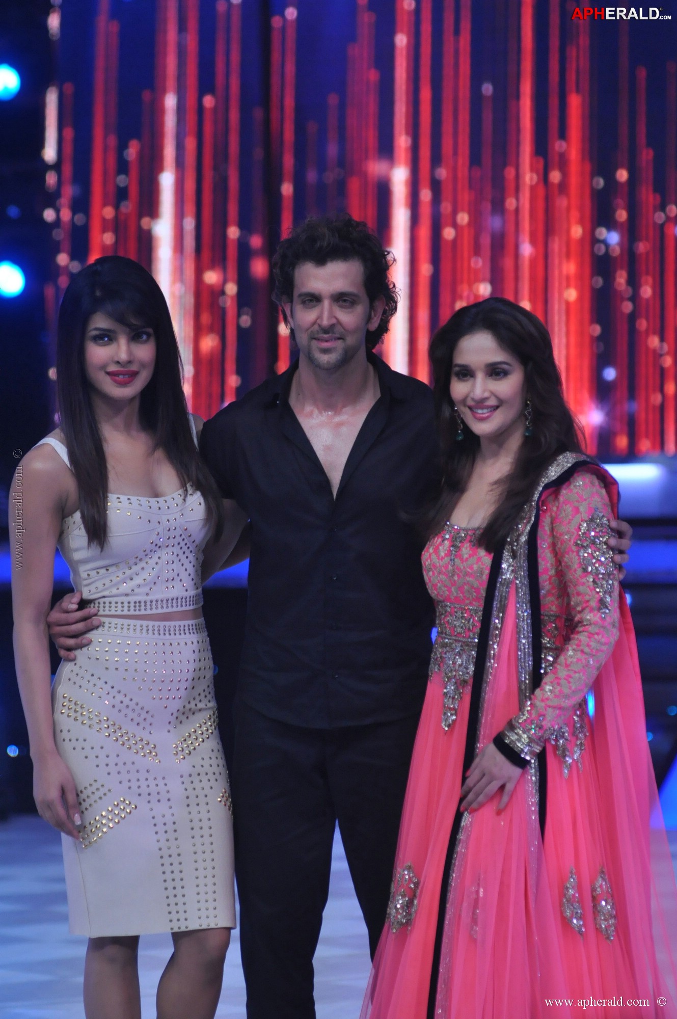 Krrish3 Promotion at Jhalak Dikhhla Jaa