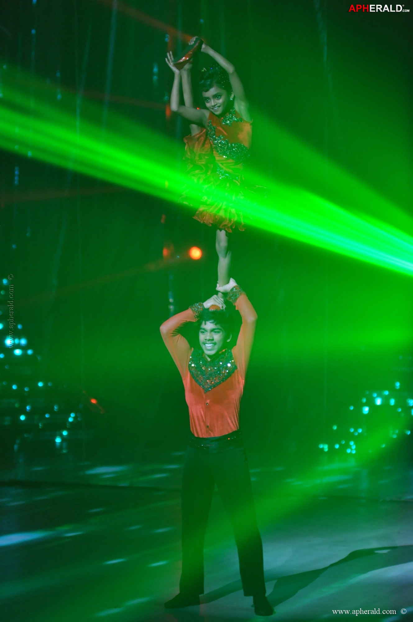 Krrish3 Promotion at Jhalak Dikhhla Jaa
