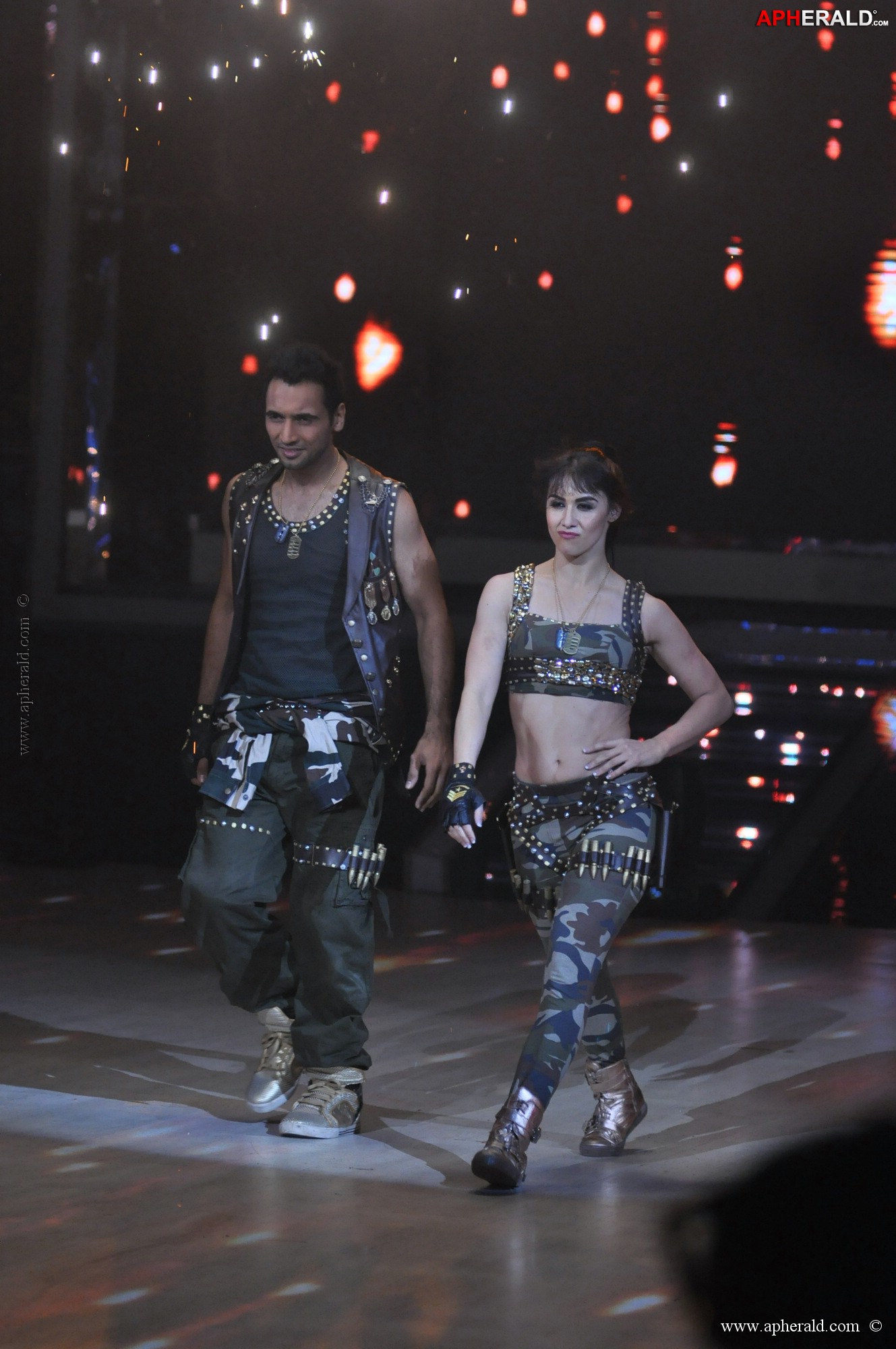Krrish3 Promotion at Jhalak Dikhhla Jaa