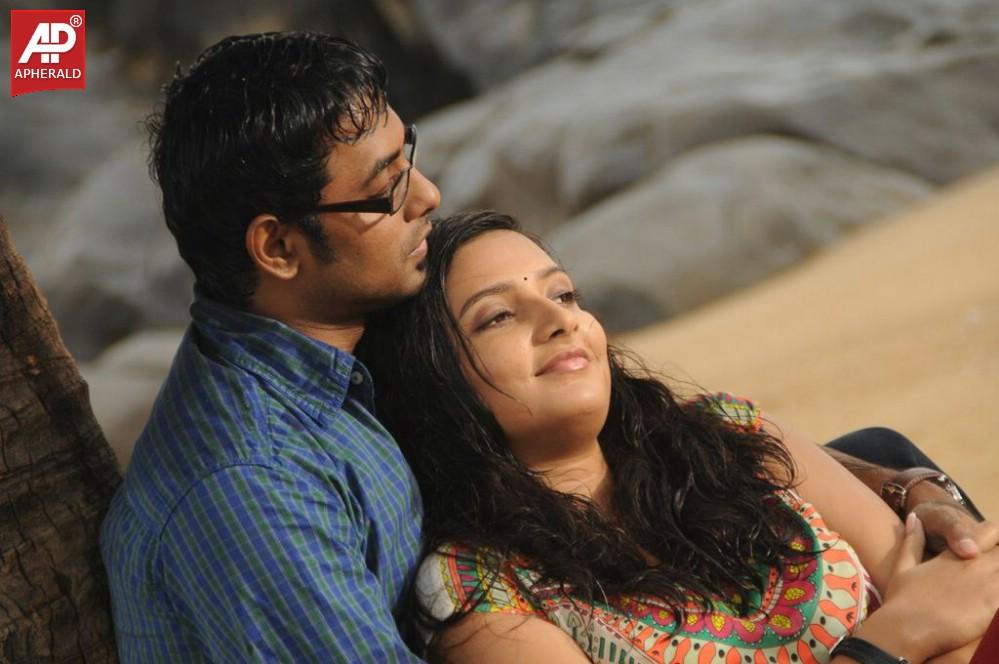 Maane Thene Peye Movie Hot Stills