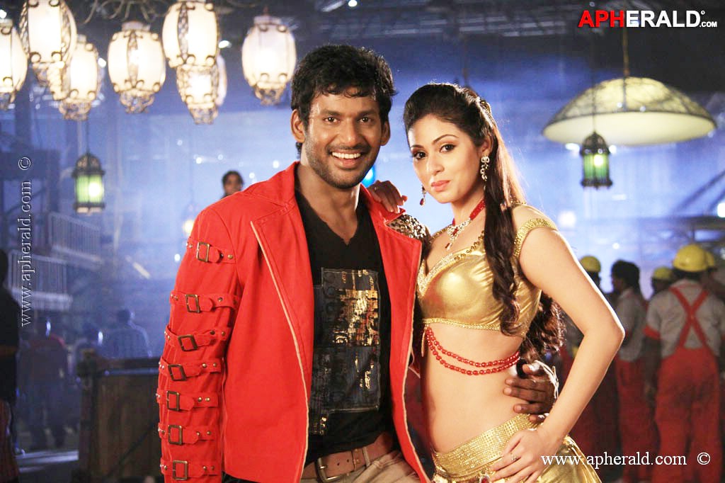 Madha Gaja Raja Movie Stills
