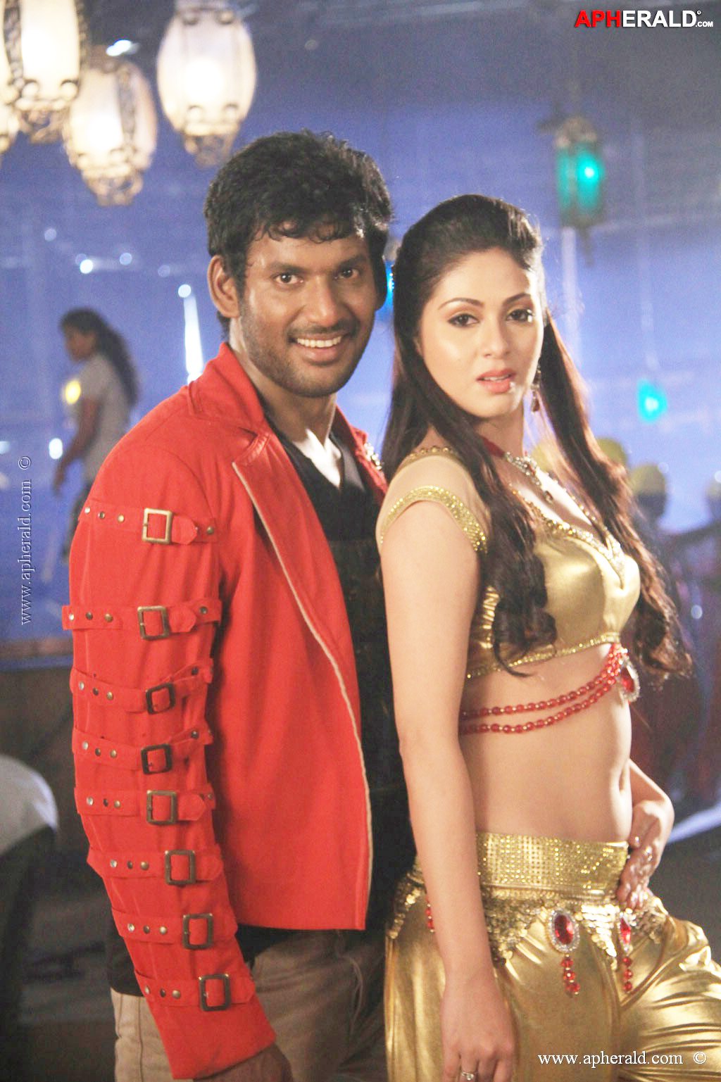 Madha Gaja Raja Movie Stills