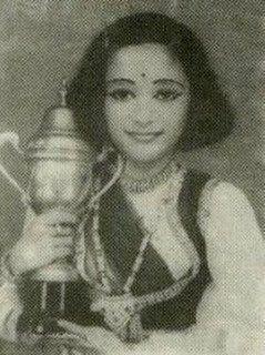 Madhuri Dixit Rare and Personal Family Photos