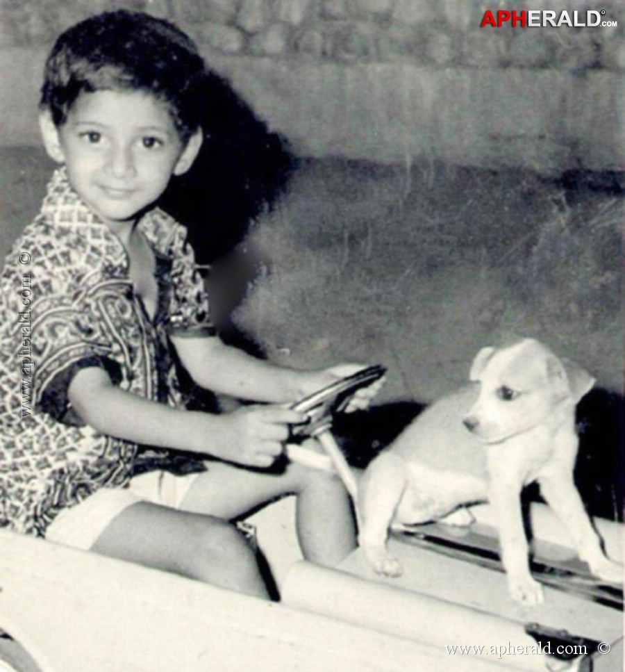 Mahesh Babu Childhood Pic