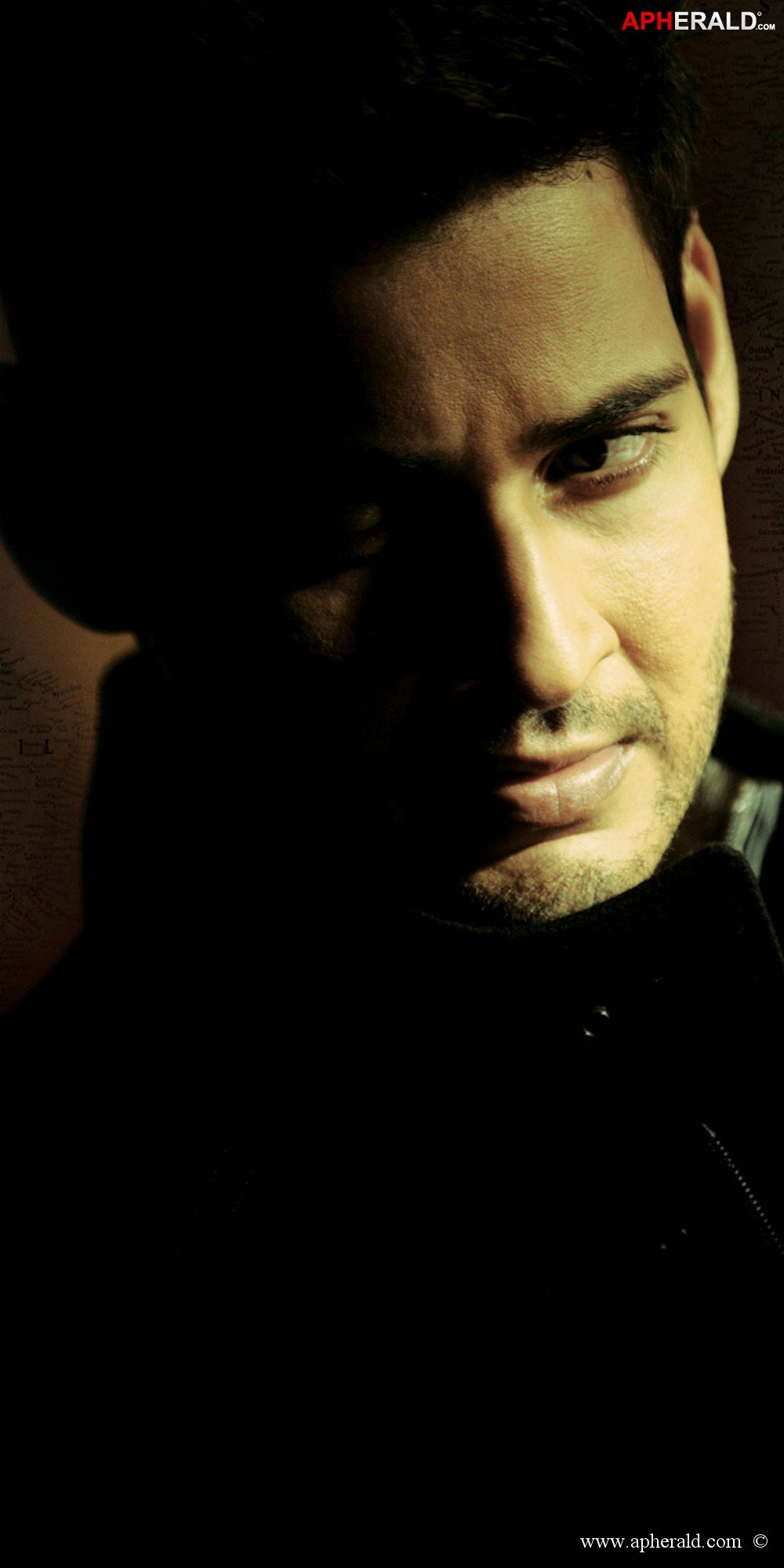 Mahesh One Nenokkadine Movie Latest Stills