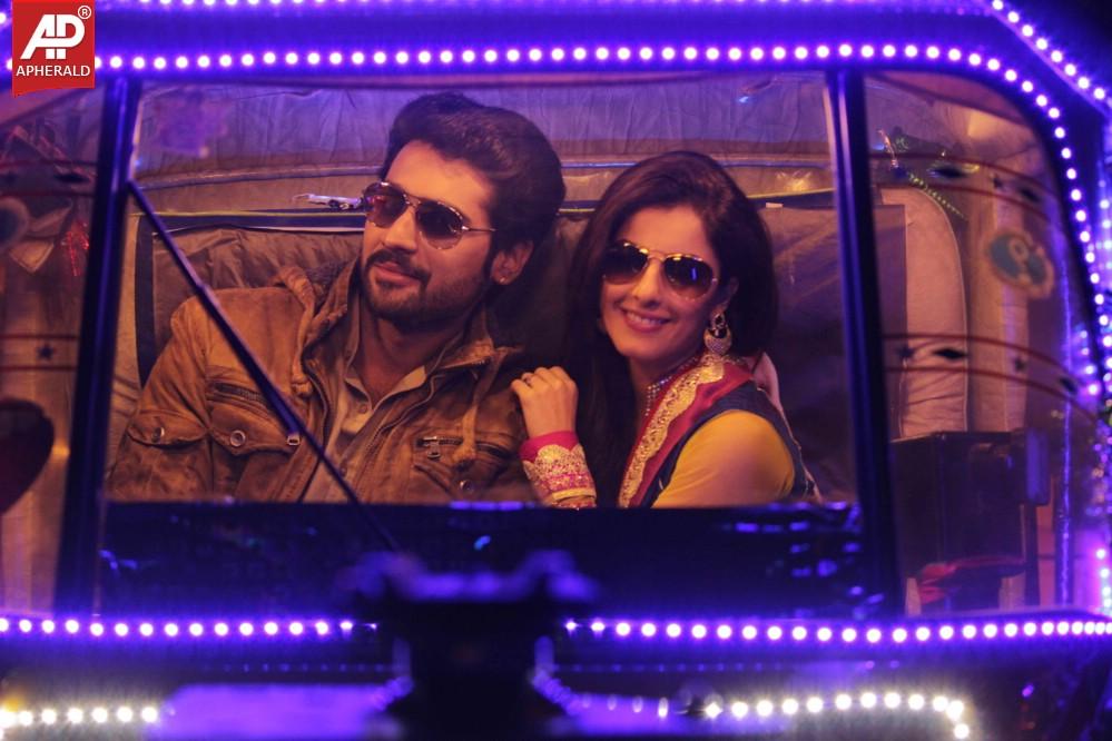 Maine Pyar Kiya New Pics