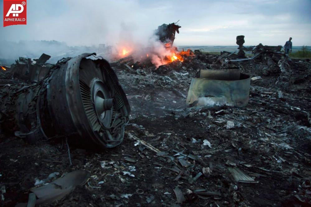 Malaysia Airlines plane crash in Ukraine