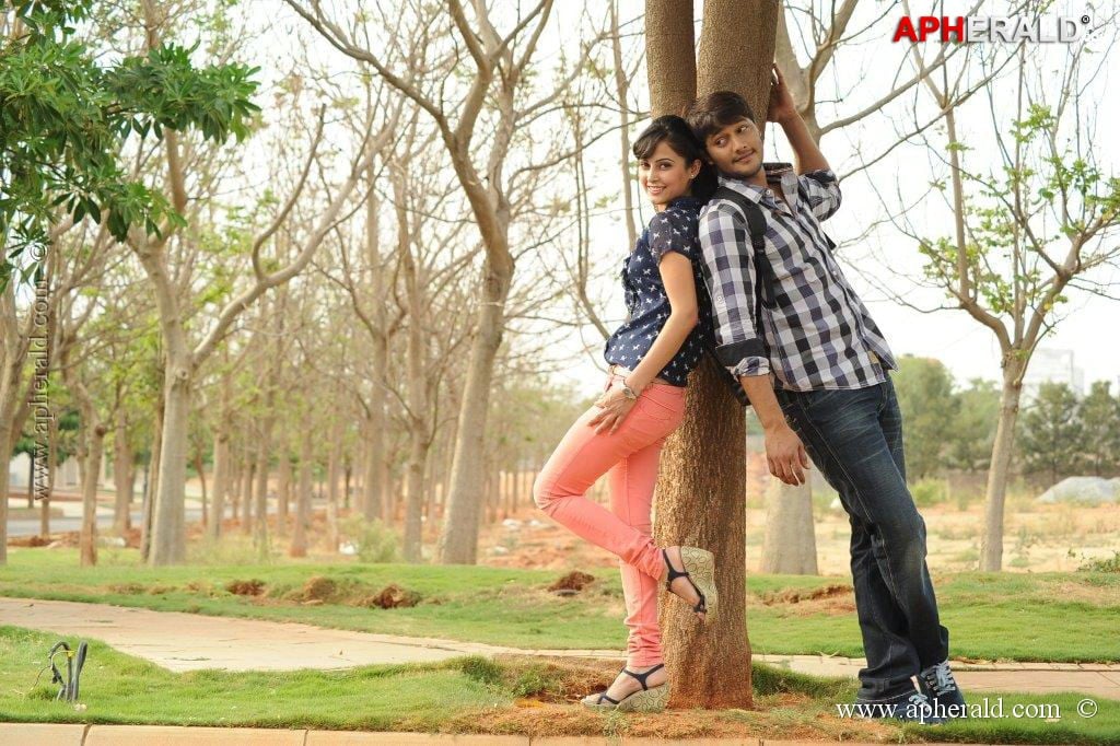 Manasunu Mayaseyyake Movie Stills