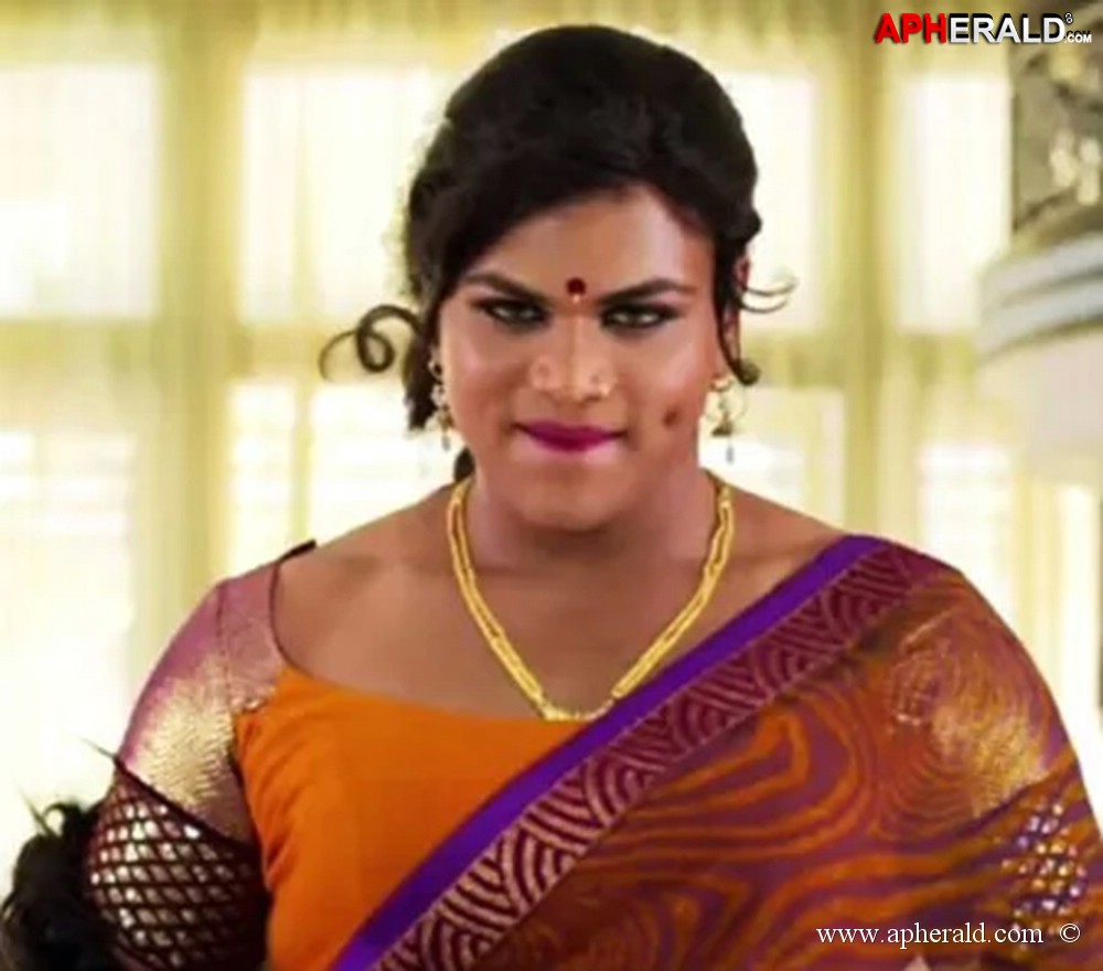 Manoj Lady Getup at pandavulu pandavulu thummda movie
